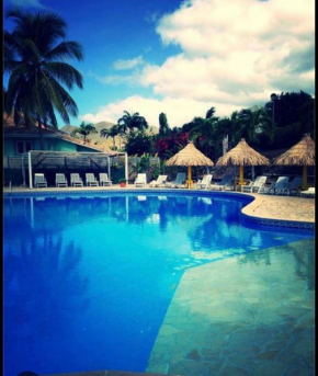 Familial avec Piscine et jardin